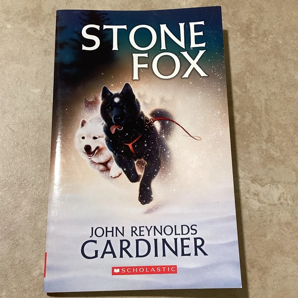 Scholastic Stone Fox by John Reynolds Gardiner